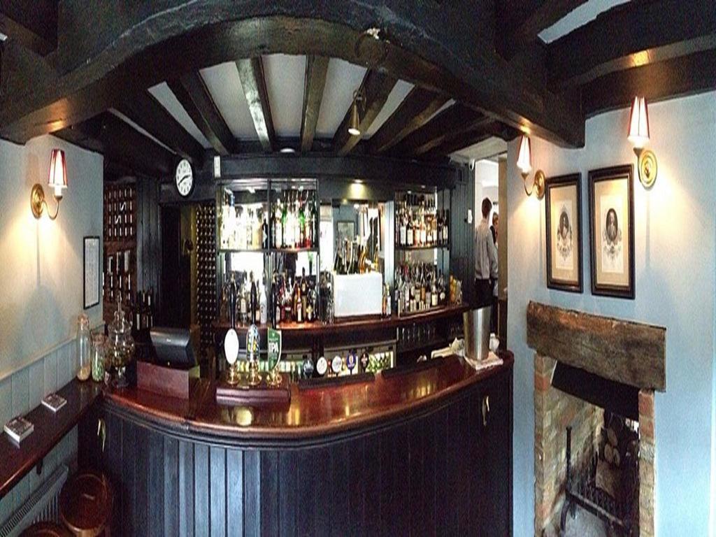 The Black Horse Fulmer Kültér fotó